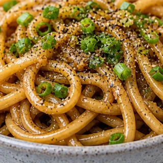 Simple Black Pepper Udon Noodles - Discover our delicious udon noodles recipe. Quick, easy, and packed with flavor. Perfect for a fast weeknight meal. Try this