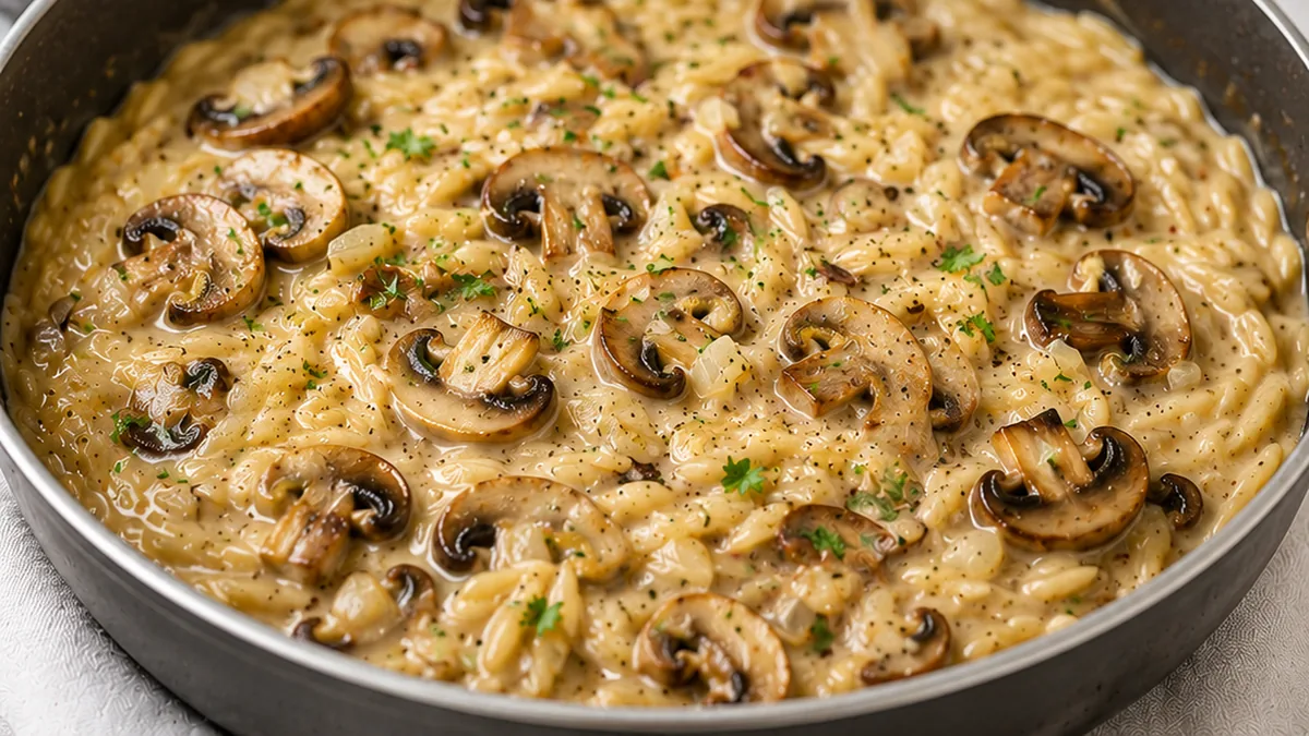 Creamy One-Pot Mushroom Orzo Dream! - creamy orzo - Creamy orzo: Make this incredibly delicious one-pot mushroom and spinach pasta in just 45 minutes. Easy week