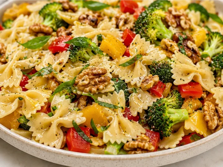 Farmers’ Market Pasta: Bursting with Freshness!