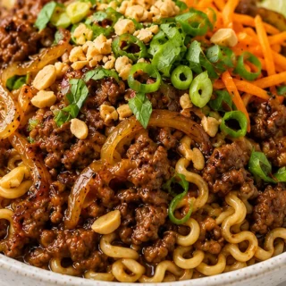 30-Minute Caramelized Shallot Beef Ramen - Beef ramen: cook this ultimate caramelized shallot beef ramen in just 30 minutes. A truly delicious and satisfying we