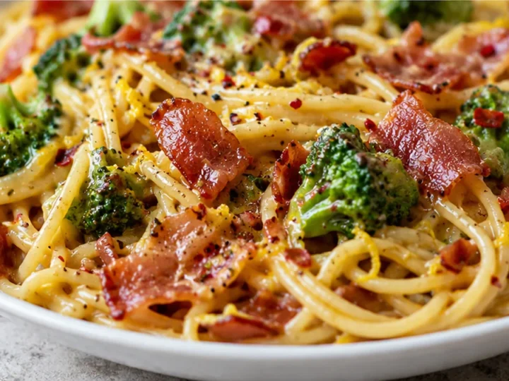 Crispy Prosciutto Carbonara: Flavor Bomb!