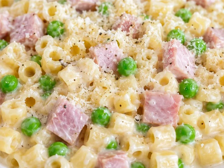 Creamy Pasta with Peas & Ham
