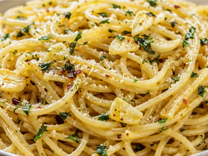 Garlic Lover’s Aglio e Olio Pasta