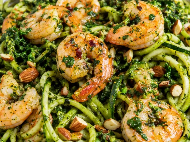 15-Min Spicy Shrimp & Pesto Zoodles