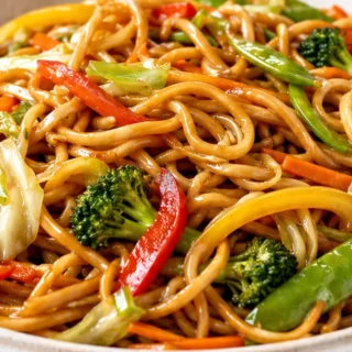 Veggie Lo Mein - Quick & Easy! Veggie lo mein: Make authentic, delicious Chinese takeout-style noodles at home in under 25 minutes. Packed with fresh vegetables