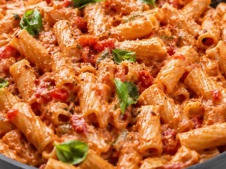 Creamy Vodka Pasta with Fresh Tomatoes Your New Weeknight Obsession!