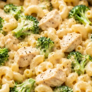 Cheesy Chicken Broccoli Mac & Cheese - cheesy chicken broccoli mac cheese