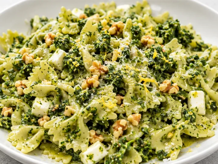 Creamy Kale Pesto Pasta Recipe