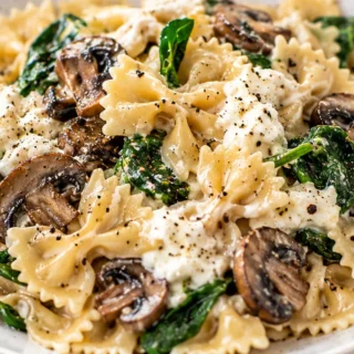 Creamy Mushroom and Spinach Bowtie Pasta Delight!