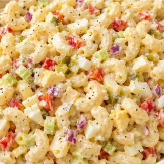 Refreshing Macaroni Salad for Sunny Days!